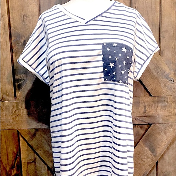 NWOT Navy & White Stars and Stripes Color Block Pocket Tee - Picture 2 of 15